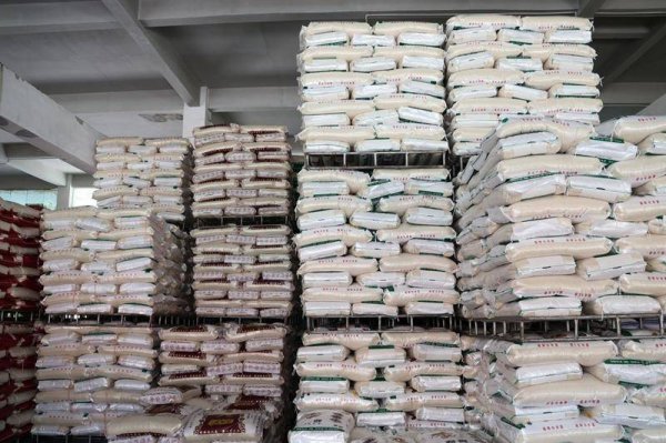 易融资 3个工作日！邮储银行水城区支行经营性贷款为粮油商户腾大哥解难题